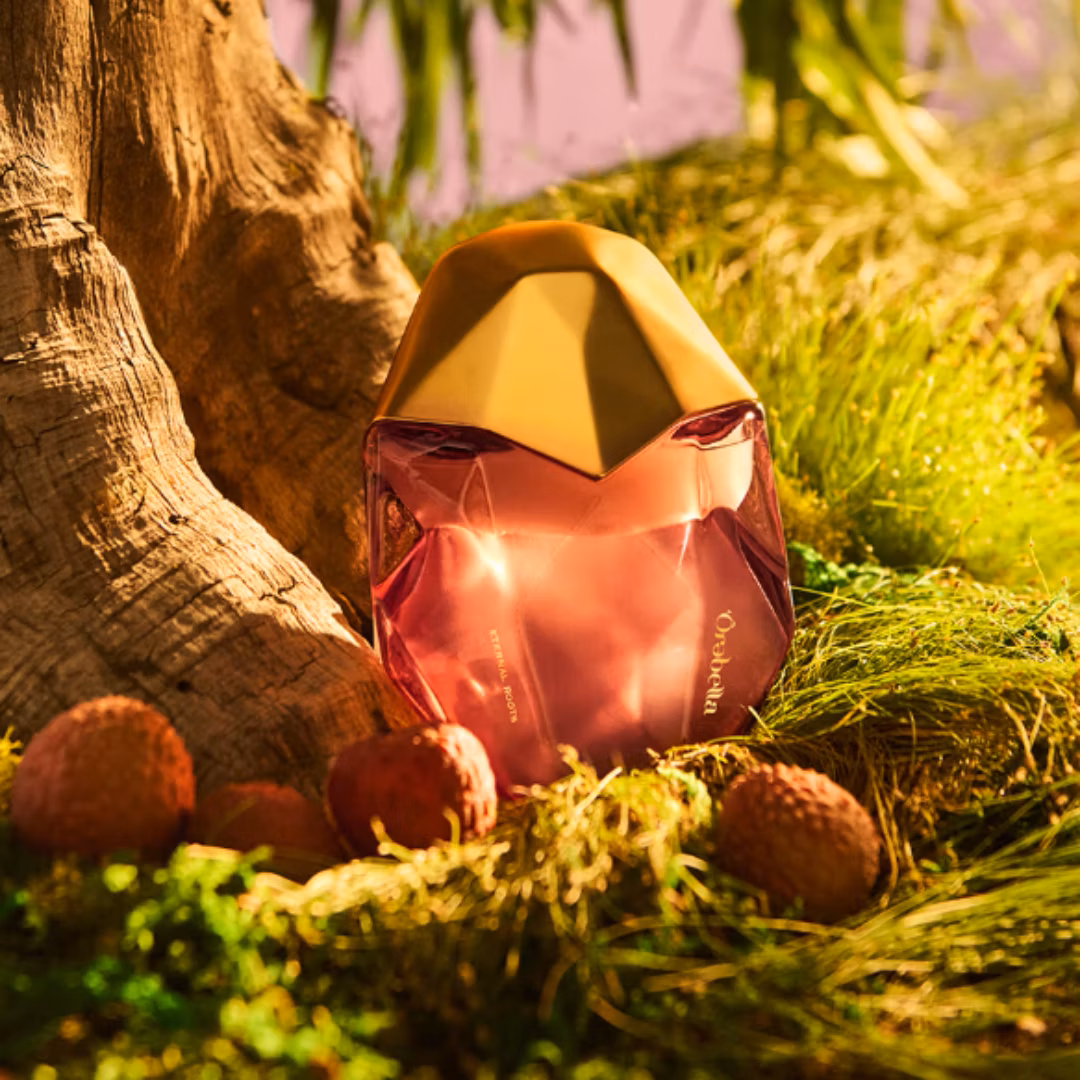 ETERNAL ROOTS fragrance bottle
